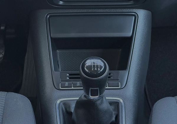 Volkswagen Tiguan cena 46900 przebieg: 139000, rok produkcji 2015 z Złocieniec małe 137